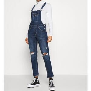American Eagle Stretch Tomgirl Overall Bib in Destroyed Dark Wash Denim Jumpsuit